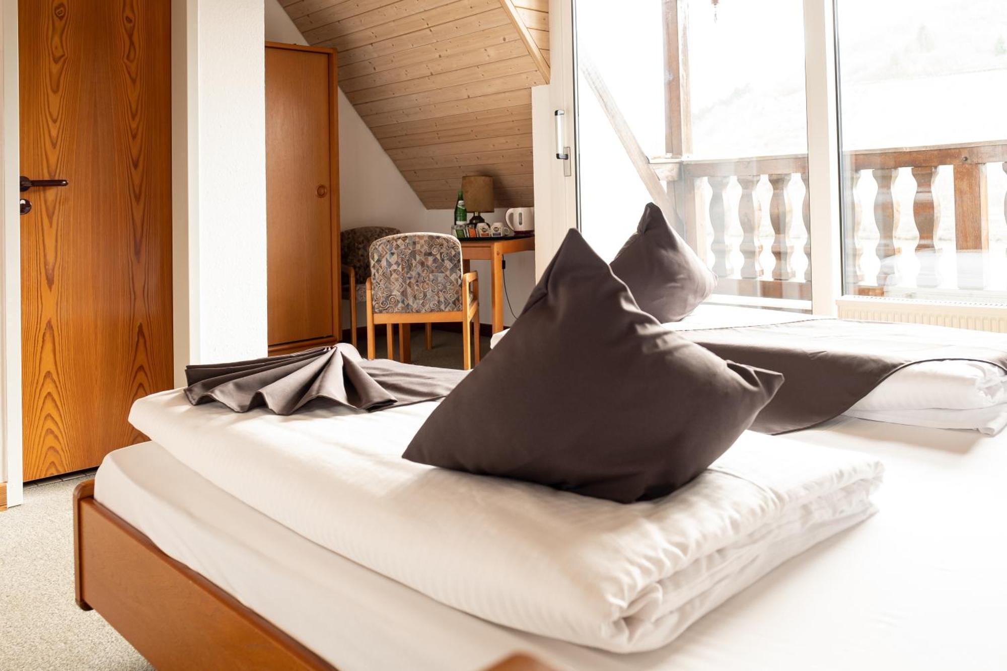 Mike'S Mosel Lodge Treis-Karden Exterior photo